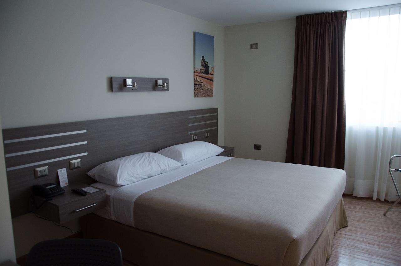 Alto Del Sol Plaza Mejillones Hotel Ngoại thất bức ảnh